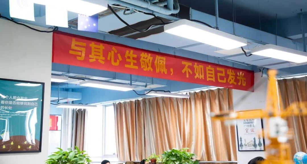 AG平台·(集团)真人有限公司官网